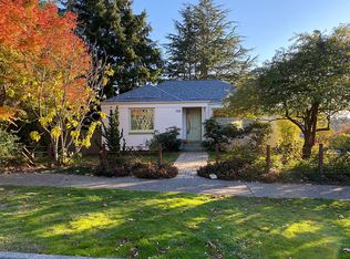 3723 SW Henderson St, Seattle, WA 98126