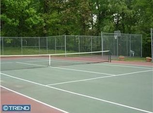 926 Scholl Rd, Pottstown, PA 19465