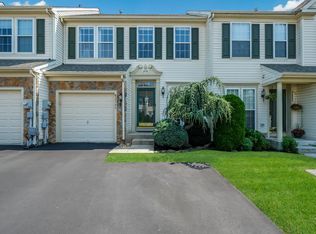 2545 Peachtree Dr, Perkasie, PA 18944