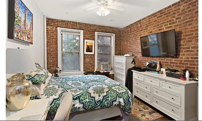Rented by Douglas Elliman | media 14