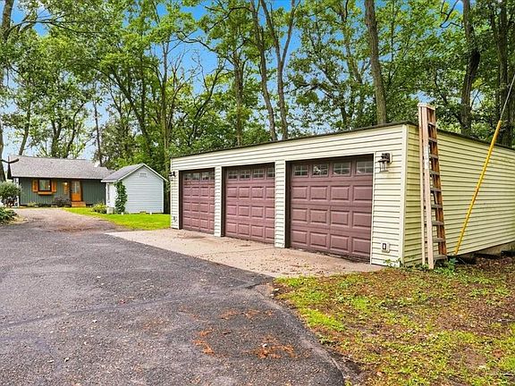 3rd image of 5720 181st Street