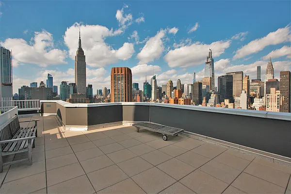 Rented by R New York | media 1