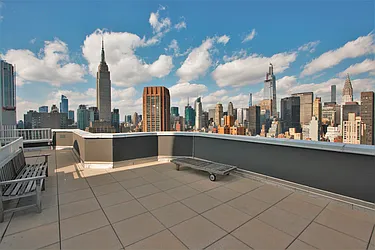 Rented by R New York