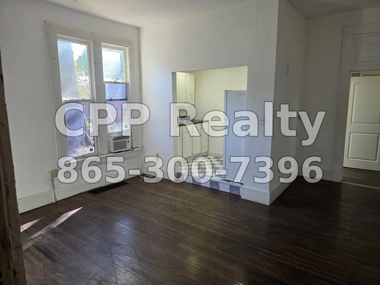 2 bed, 900 sqft, $1,350 — Photo 3
