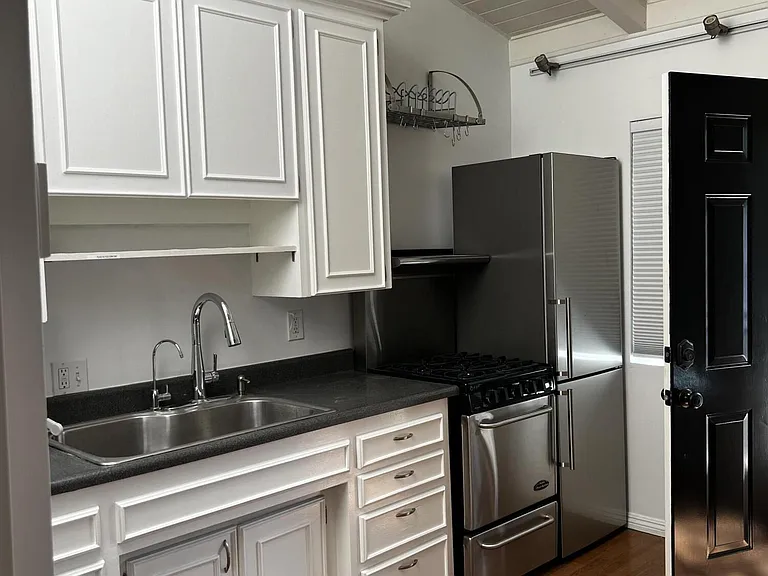 626 Coronel Pl #624/626 — Photo 15
