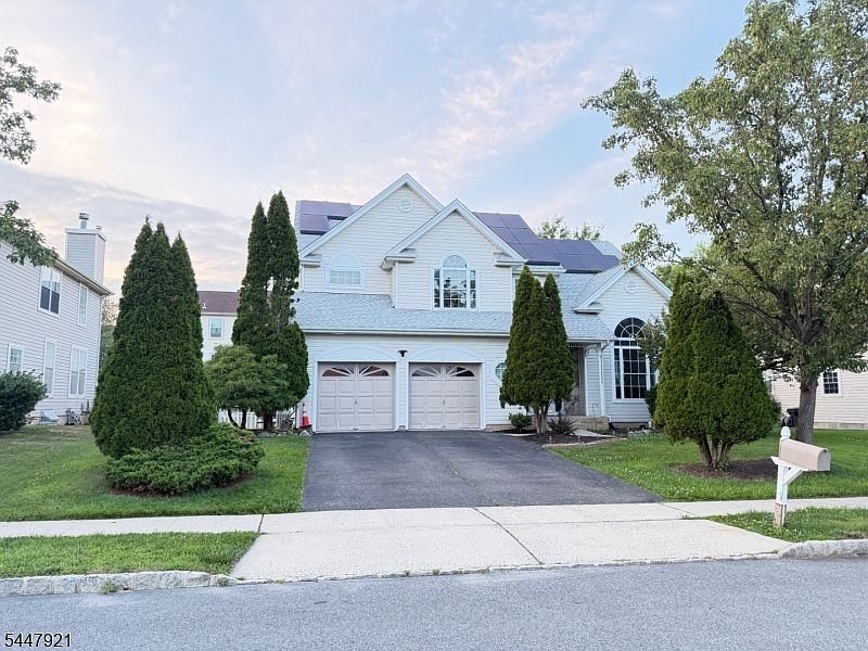 1st image of 308 Stonehenge Dr