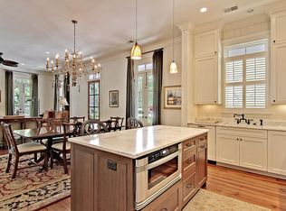 233 N Shelmore Blvd, Mount Pleasant, SC 29464