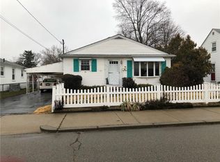 171 Woodbury St, Pawtucket, RI 02861