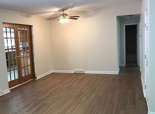 142 Falling Springs Dr, Zirconia, NC 28790