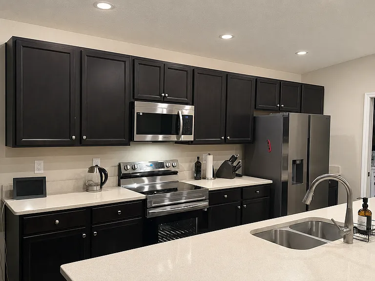615 Bentley North Dr — Photo 3