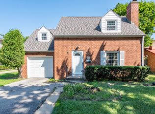 411 N Martin Ave, Waukegan, IL 60085