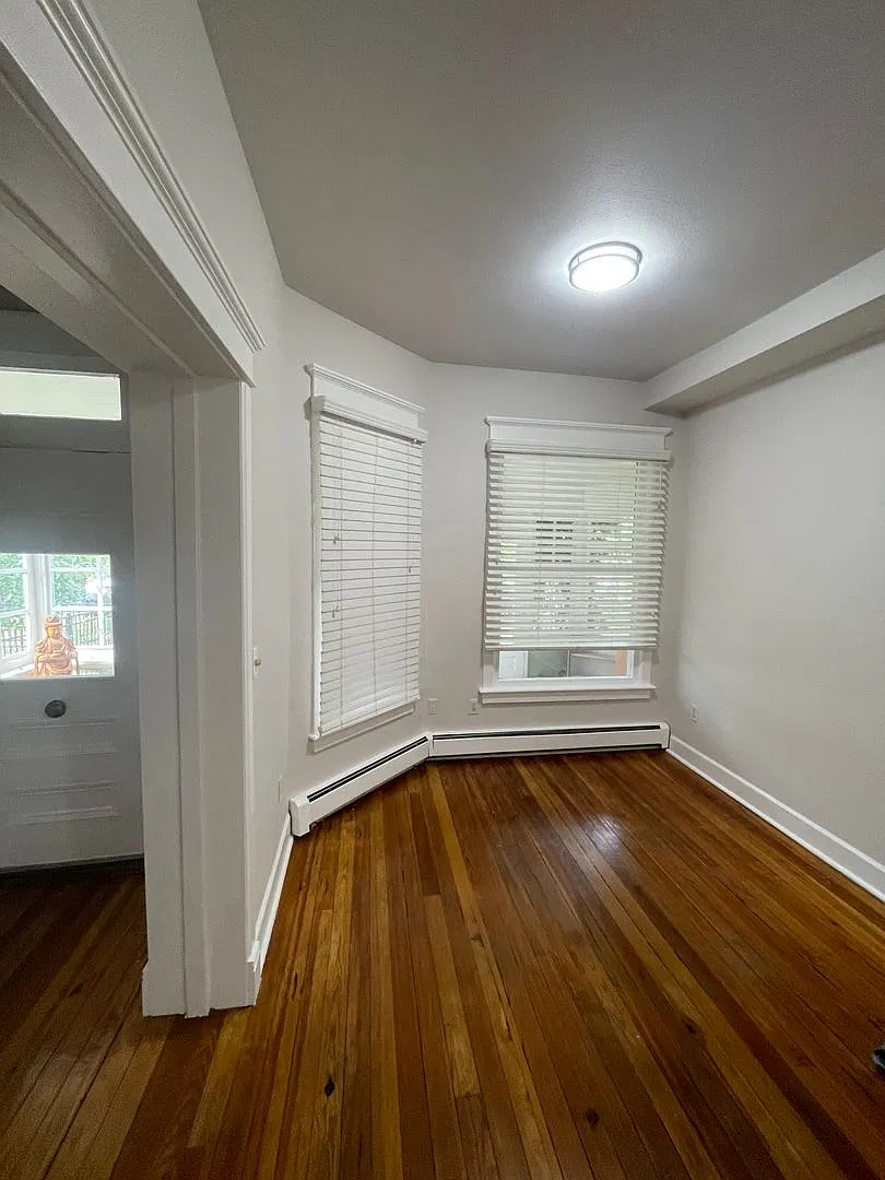 1630 Spruce — Photo 2
