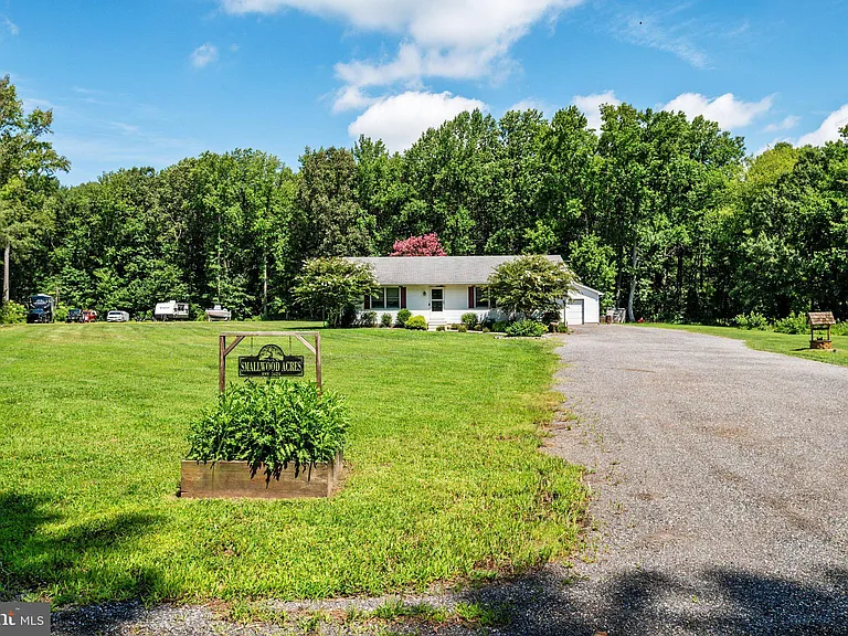 305 Merrick Corner Rd — Photo 4