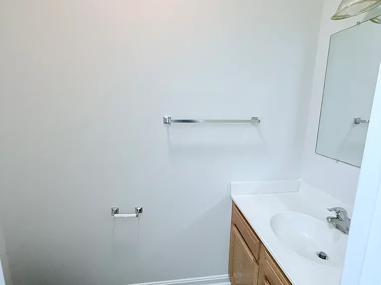 380-438 Channing Dr — Photo 32
