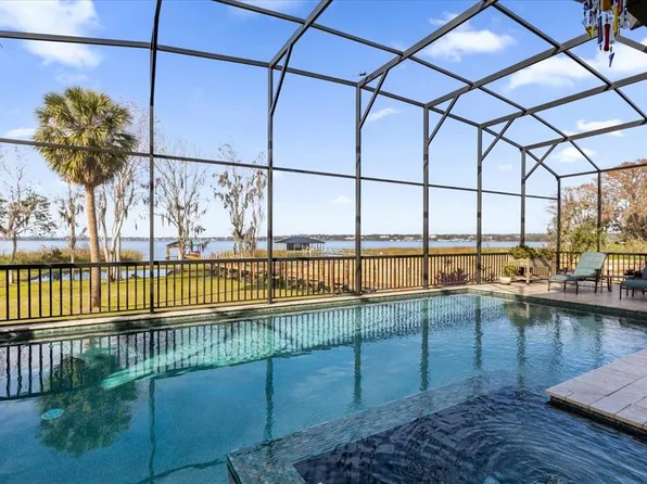 30303 Island Club Dr, Tavares, FL 32778