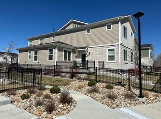 615 Stonebridge Dr, Longmont, CO 80503