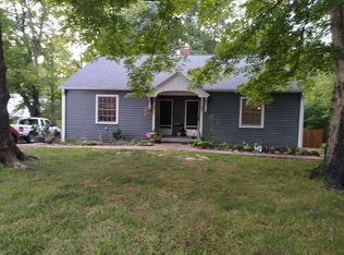 204 Purefoy Rd #A, Chapel Hill, NC 27514