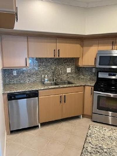 1st image of 314 N Nevada St Unit 15