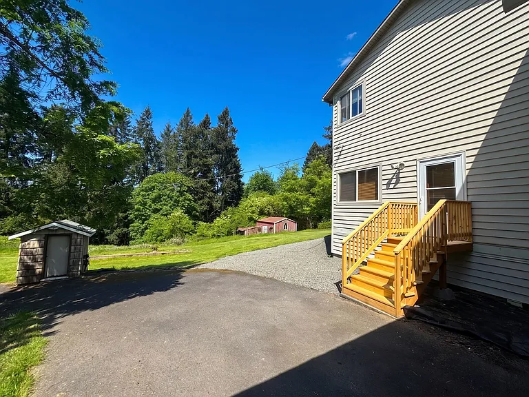 20201 SE Walgren Rd — Photo 20