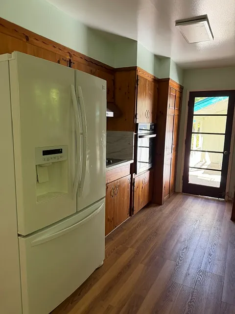 3 bed, 1260 sqft, $6,800 — Photo 4