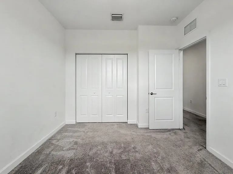 2644 SE 15th Ct #2644 — Photo 13