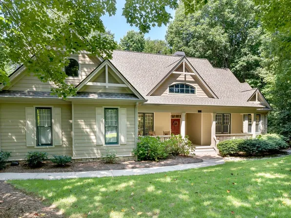 100 Long Shadow Ln, Travelers Rest, SC 29690