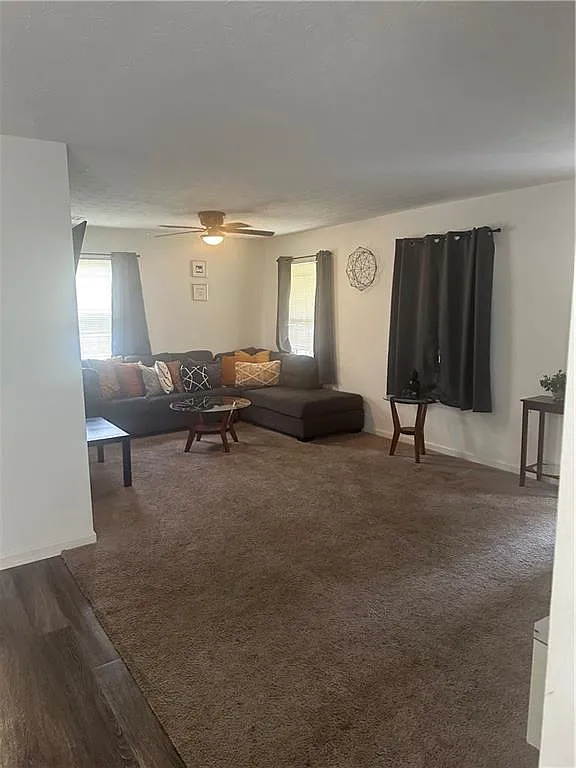 3 bed, 1.0 bath, 1144 sqft, $1,950 — Photo 4