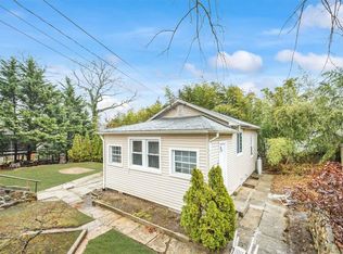 7 Hazel Rd, Rocky Point, NY 11778