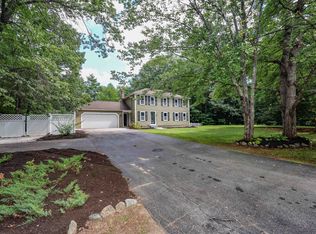 470 Highland Dr, Henniker, NH 03242