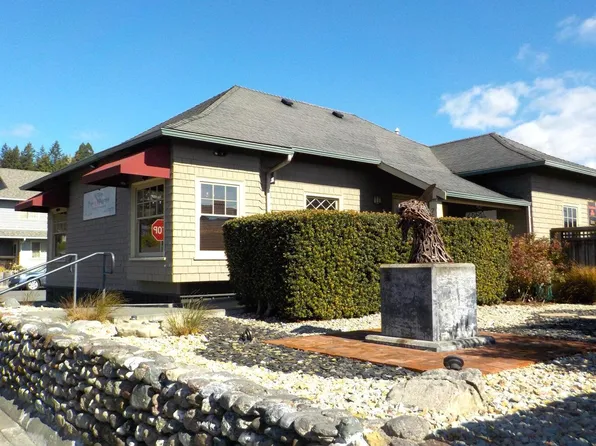 755 12th St, Fortuna, CA 95540