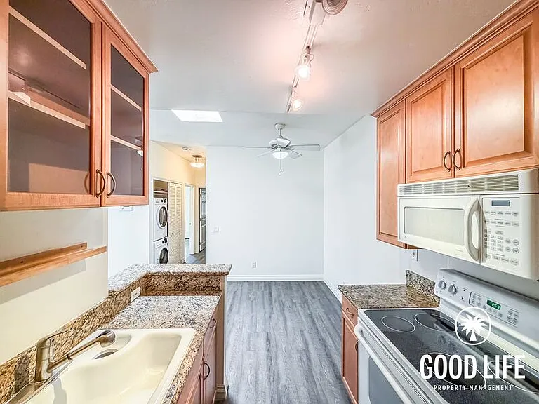 4461 Park Blvd #5 — Photo 6
