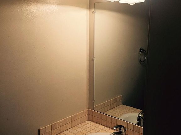 3rd image of 874 Bing Dr APT 2