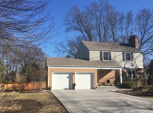 362 N Jefferson St, Batavia, IL 60510