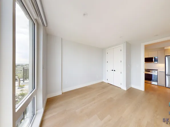 43-25 52nd Street image 19 of 27