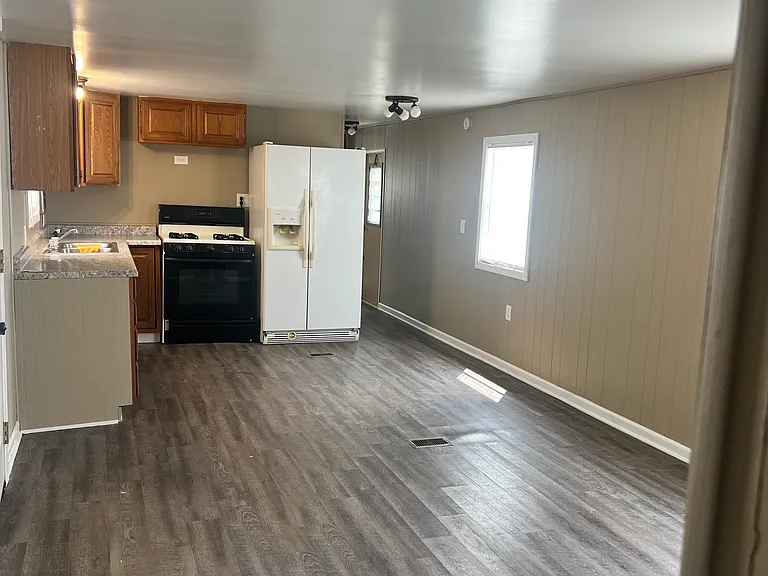 301 Opal Rd #3 — Photo 3