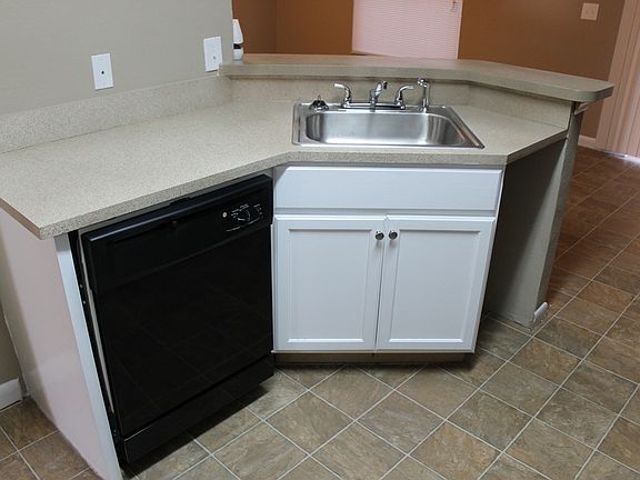 4th image of 14890 SE 25th Ave