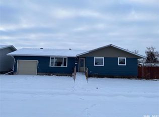 404 Central Ave, Montmartre, SK S0G3M0