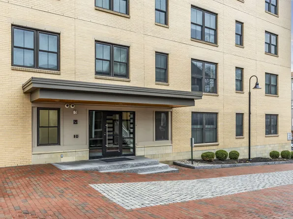 25 High Street #315, Portland, ME 04101