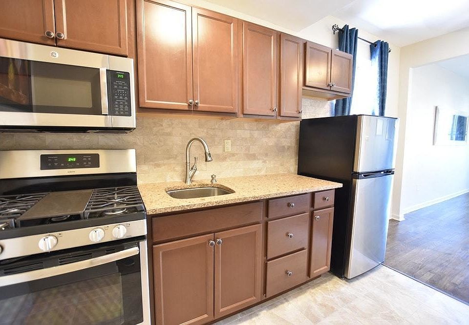 1st image of 1912 3rd Ave #3AA