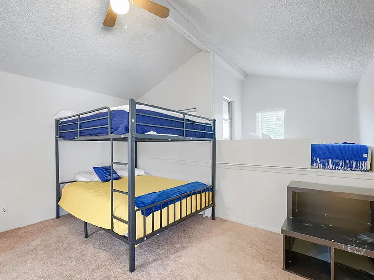 4814 Misty Slope Ln — Photo 18