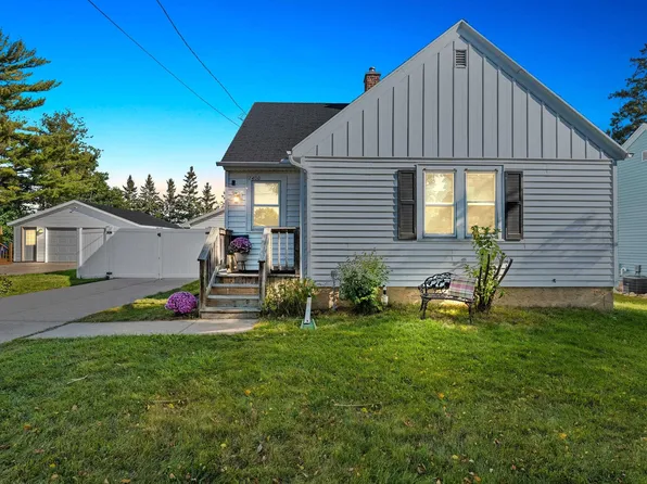 1400 Dousman St, Green Bay, WI 54303