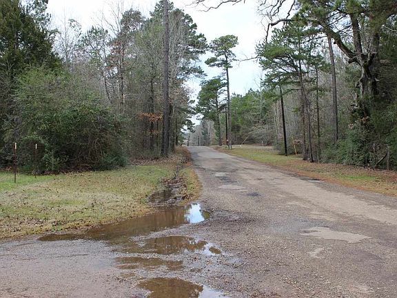 4th image of 4660 County Road 2105 E