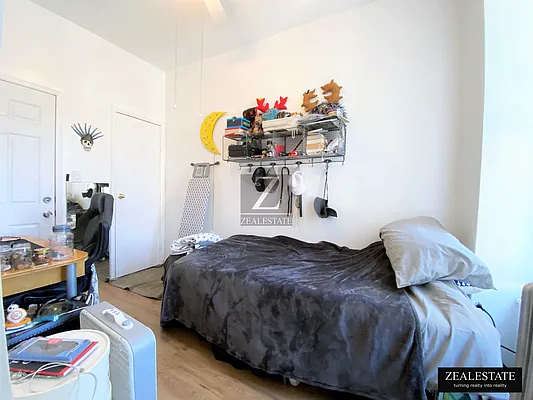 Rented by ZealEstate Group Inc | media 16