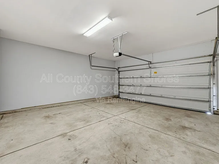 877 Devon Estate Ave — Photo 30