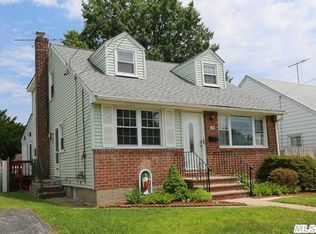 330 Nassau Blvd, Mineola, NY 11501
