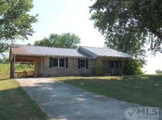 5438 Clay Co Hwy, Celina, TN 38551