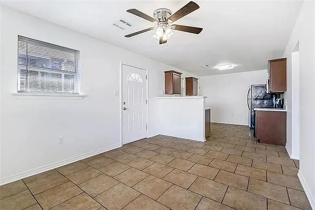 2 bed, 1.0 bath, 750 sqft, $1,750 — Photo 3