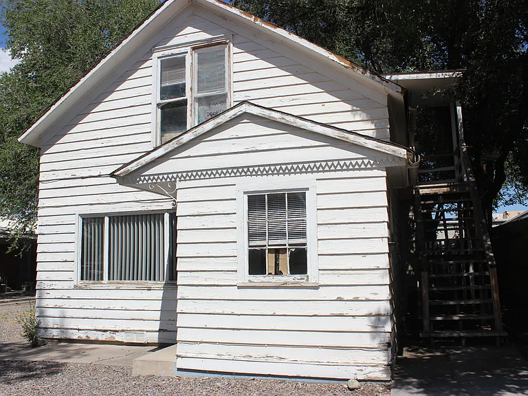 323 S 4th St #A — Photo 1