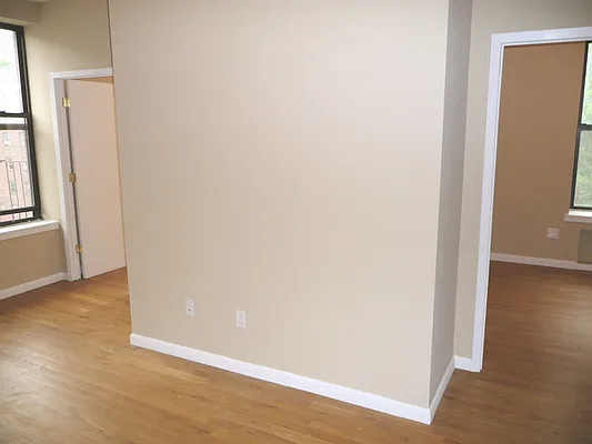 Rented by Perry Associates NYC Inc | media 5