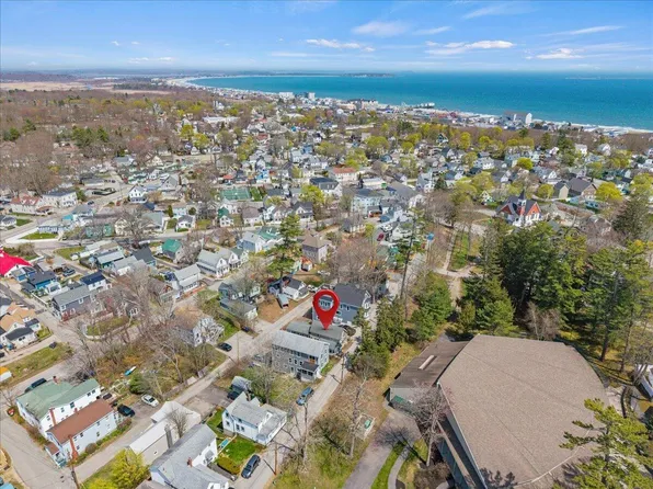 22 Wesley Avenue, Old Orchard Beach, ME 04064